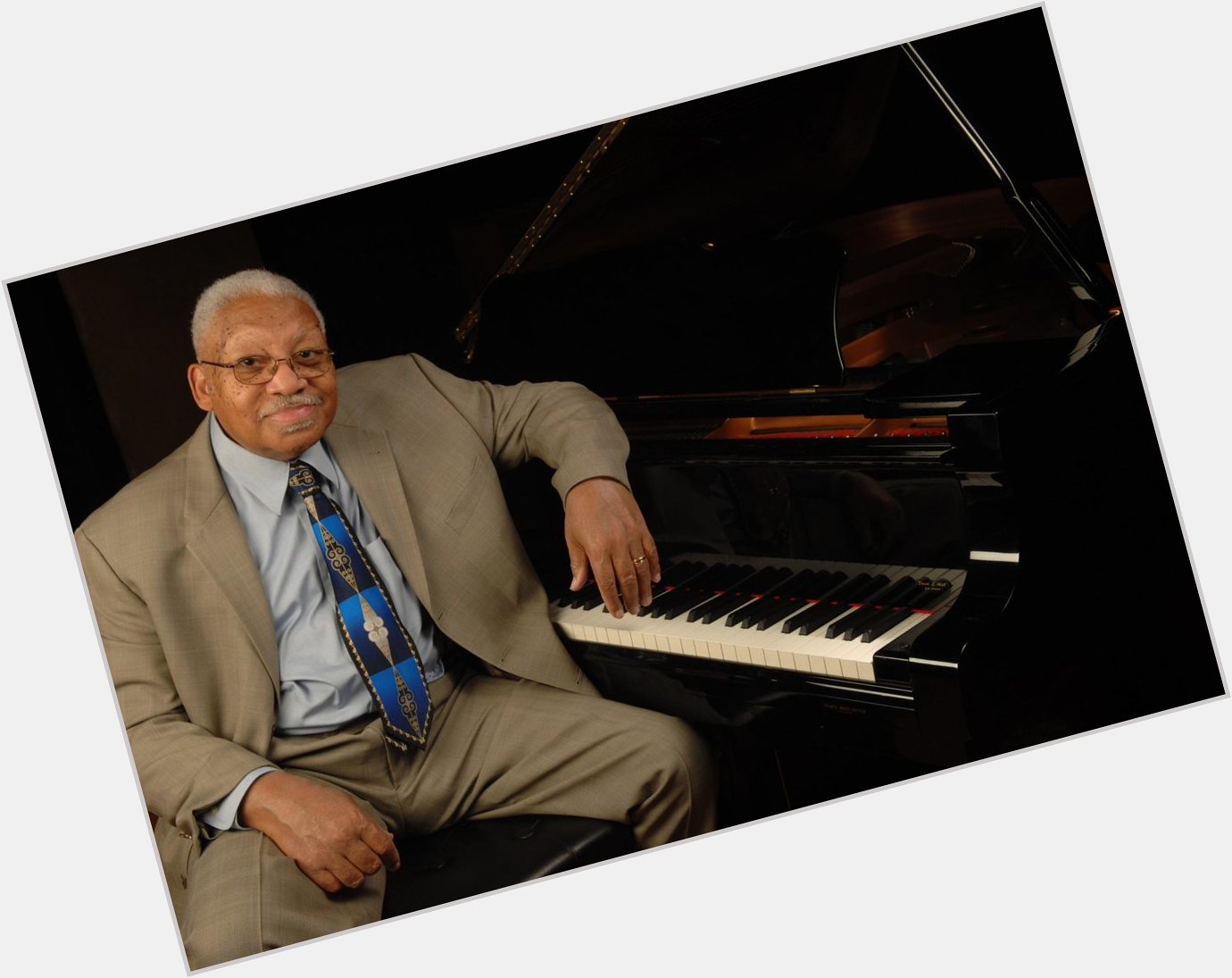Happy 80th birthday to American jazz pianist (and father of Branford & Wynton) Ellis Marsalis, Jr.! 