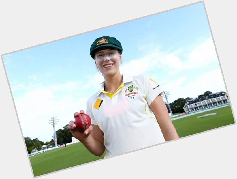 No.1 all-rounder in women\s ODIs 
3 x WT20 champion,1 x World Cup champion
Happy Birthday to Ellyse Perry !!! 