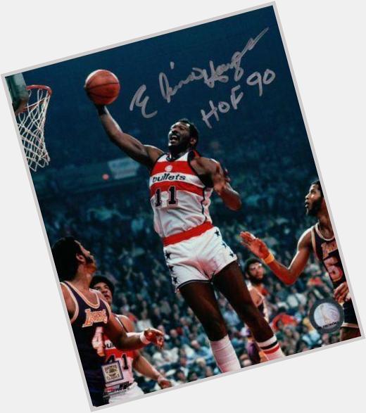 Happy Birthday to member Elvin Hayes. Hayes will be signing autographs at Chicago this Saturday! 