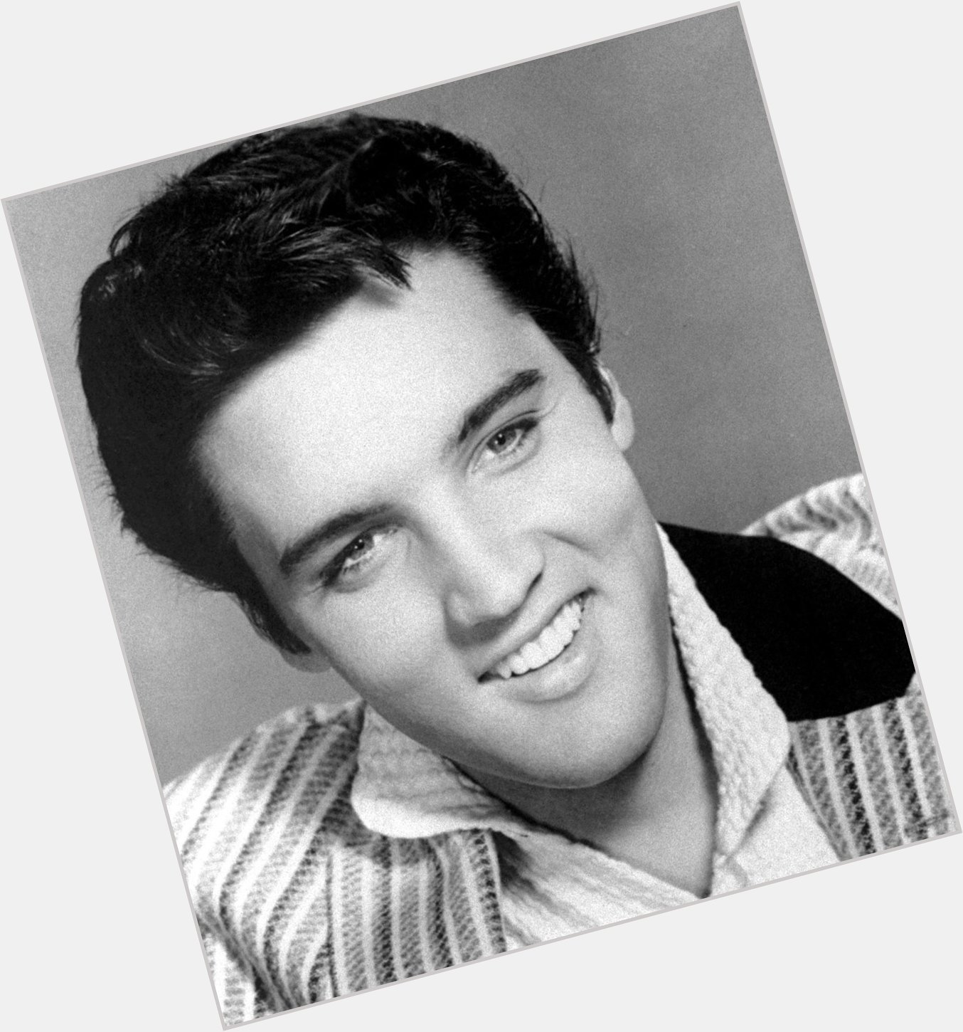 Are you lonesome tonight... do you miss me tonight?

Happy birthday Elvis Presley, 80 years old 