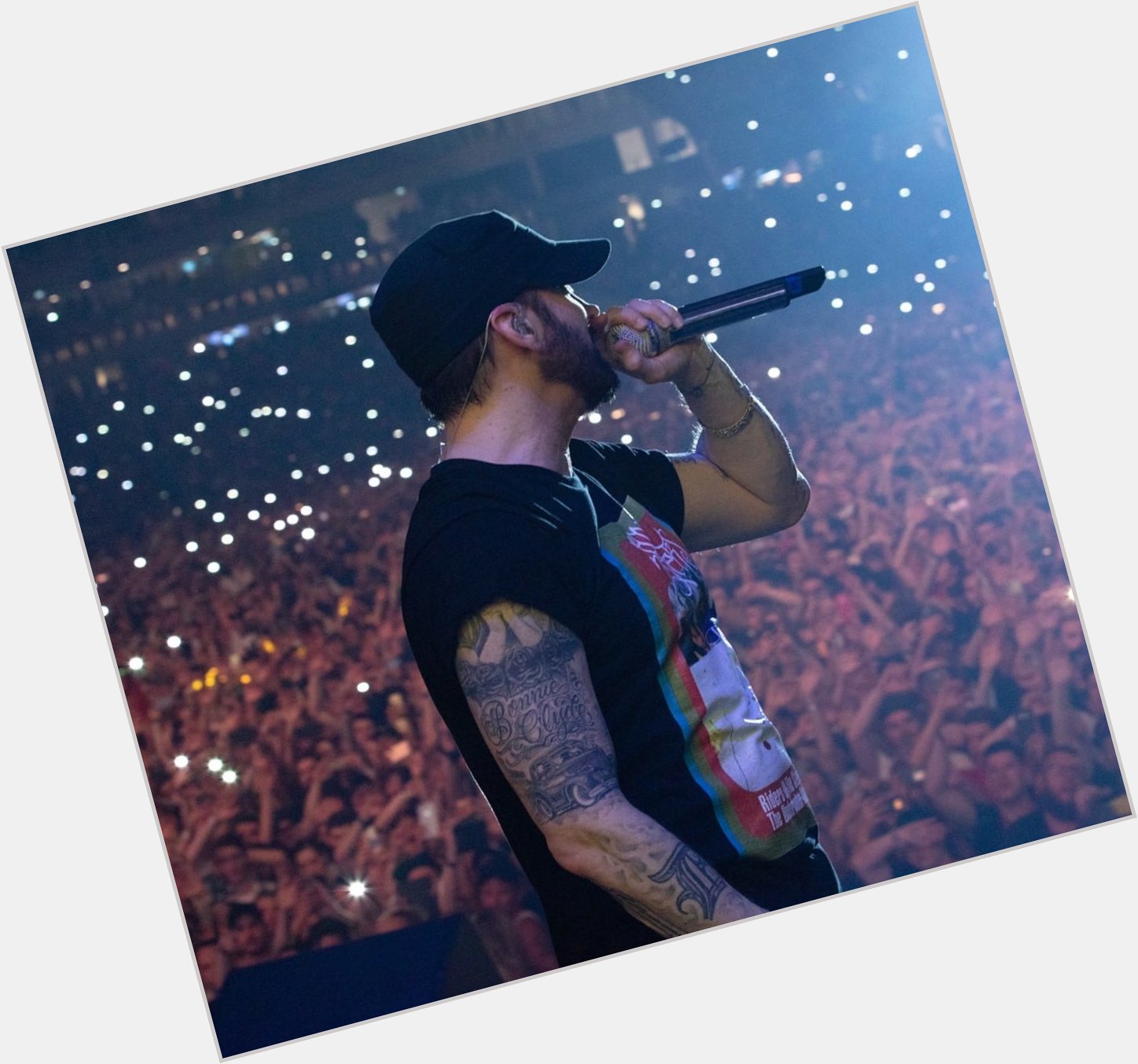 Had a dream i was king i woke up still king . 

-Eminem
(HAPPY BIRTHDAY KING) . 