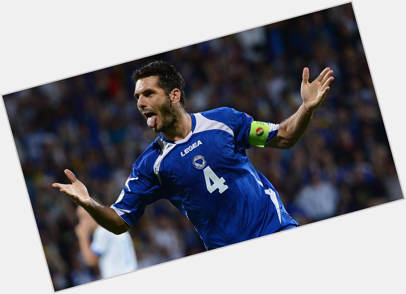 The legend himself Emir Spahic turns 35 today. Happy Birthday! 