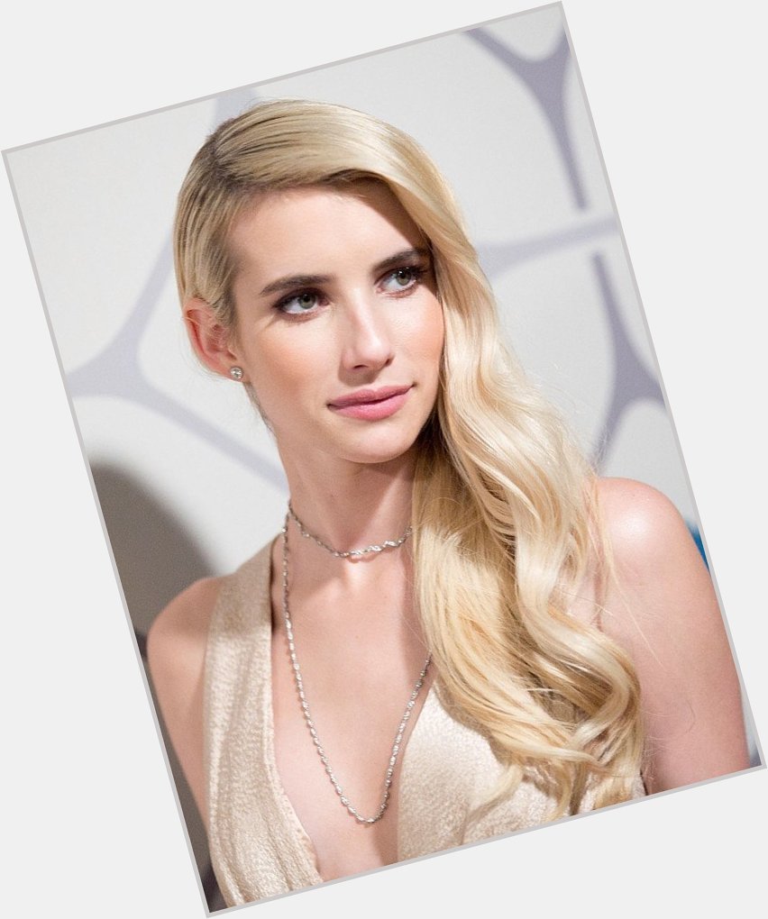 A happy birthday from Toasting The Town to Emma Roberts! 