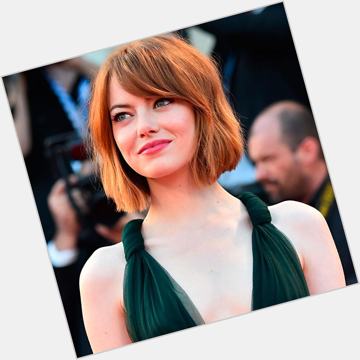 Happy Birthday Emma Stone! Look back at the starlets best fashion moments  