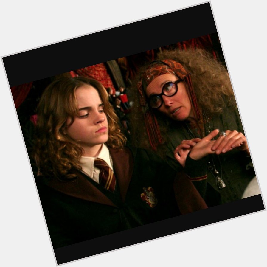 HAPPY BIRTHDAY TO BOTH EMMA!! Hermione&Trelawney vs Belle&Mrs.Potts
Emma Watson & Emma Thompson 