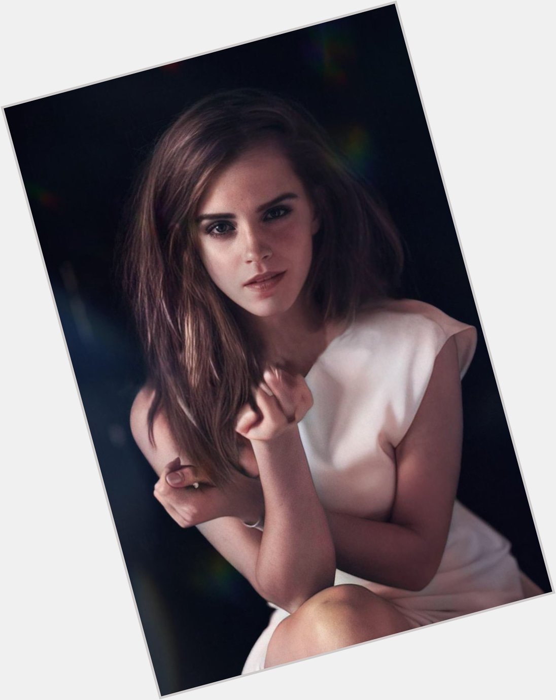 Happy Birthday Emma Watson 

The duality of classy and sexy 