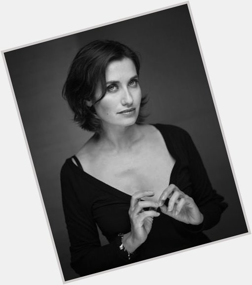 Happy birthday Emmanuelle Devos. My favorite film with Devos so far is L temps de l aventure. 