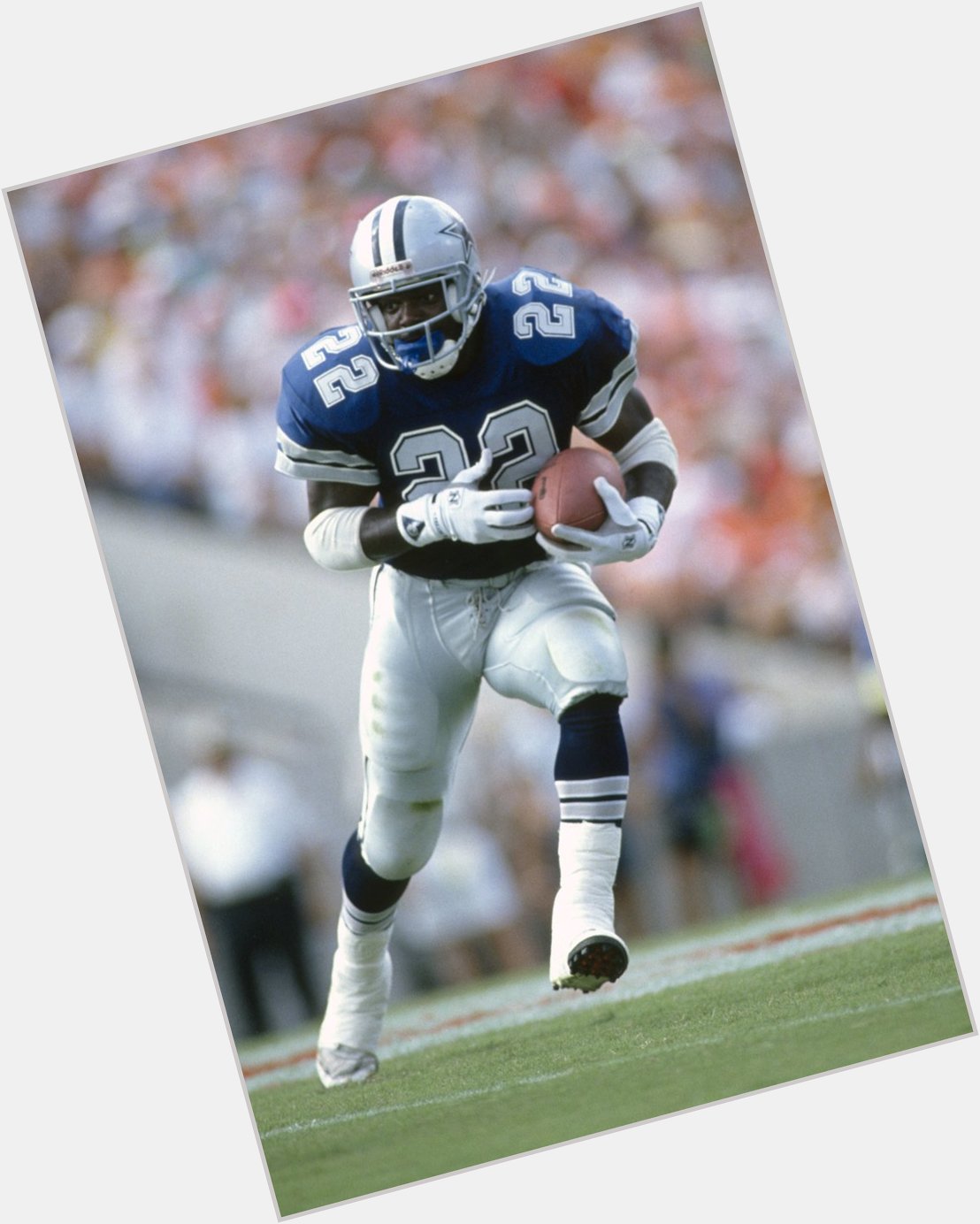 One of the best running backs in the history of the game. 

Happy Birthday Emmitt Smith! 