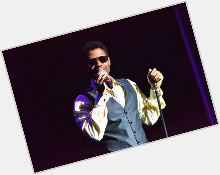 Happy BirThDaY!! to the smooth vocals of Eric Benet 