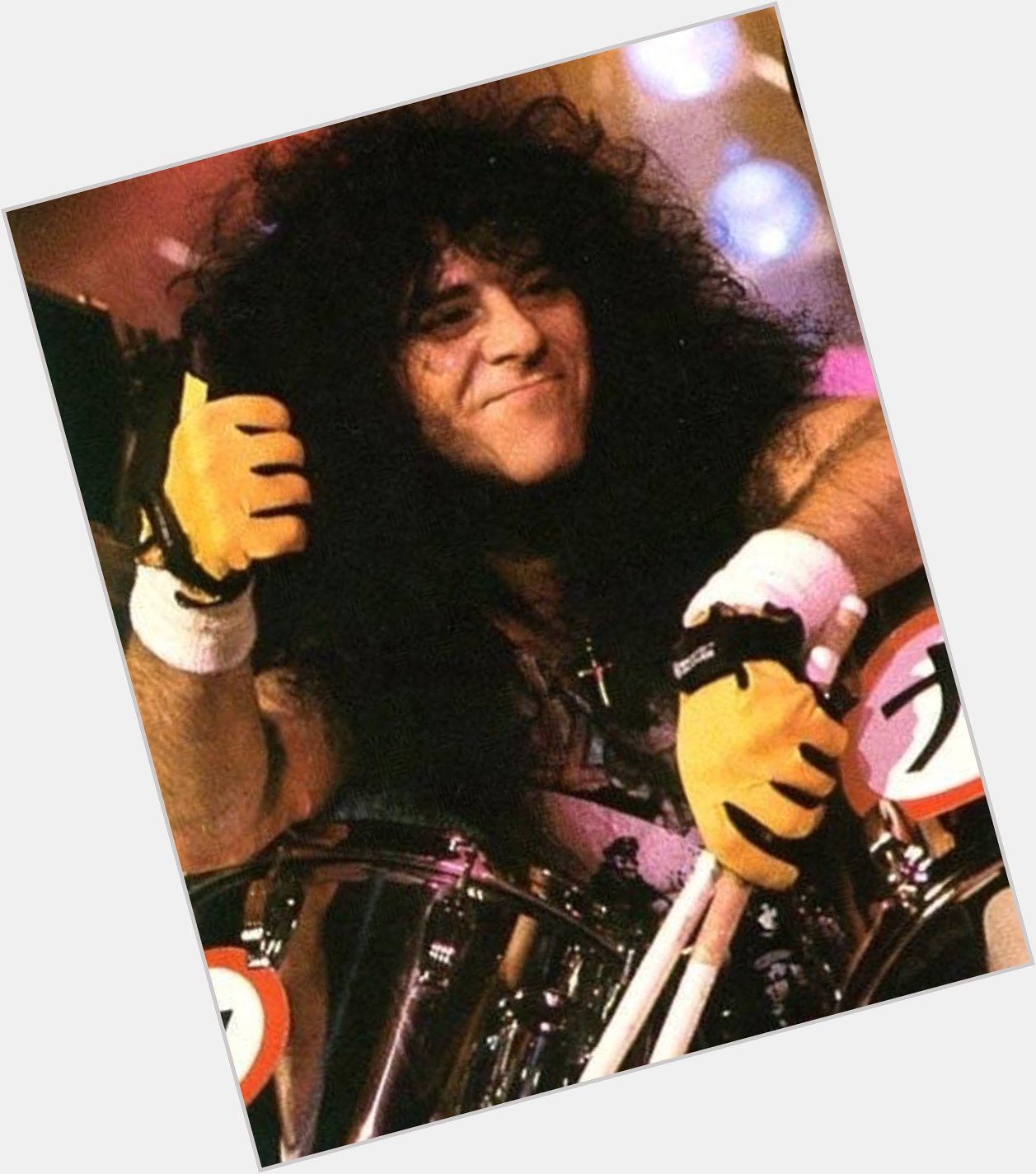 Happy Birthday to the late great Eric Carr. The Thunder rolls on from heaven. 