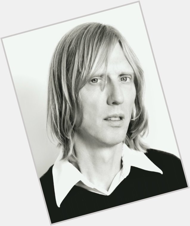    Jan 9: Happy birthday to musician Eric Erlandson (Hole) is 53yrs old. 