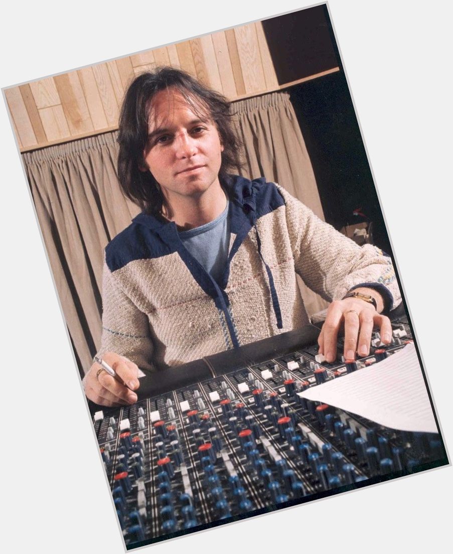 Please join me here at in wishing the one and only Eric Stewart a very Happy 76th Birthday today  