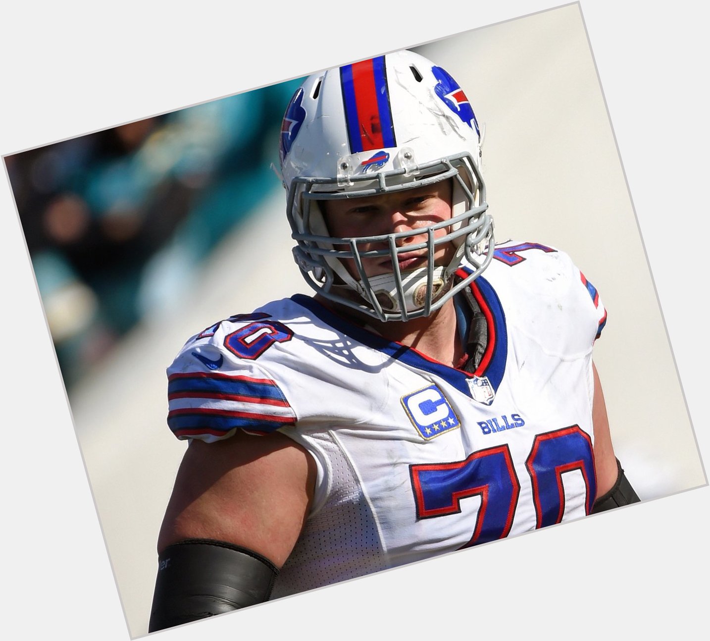 Happy Birthday to former captain and Pro Bowl Center, Bills Legend, Eric Wood! 