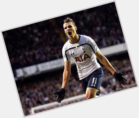 Happy 23rd birthday to Érik Lamela. Tottenham and Argentina midfider. Former Roma & River Plate player. 