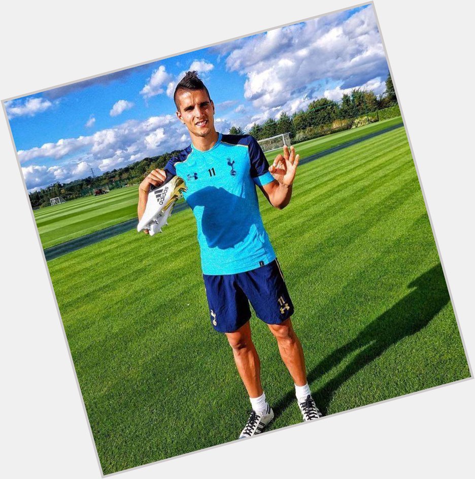 Happy Birthday Erik Lamela, can\t wait to have you back playing. COYS 