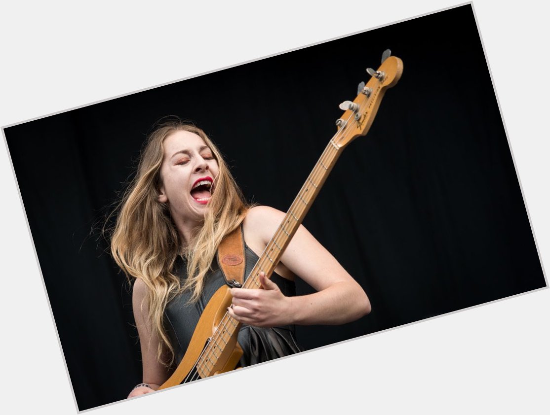 Happy birthday to THE legend and best bass face miss este haim!!! 