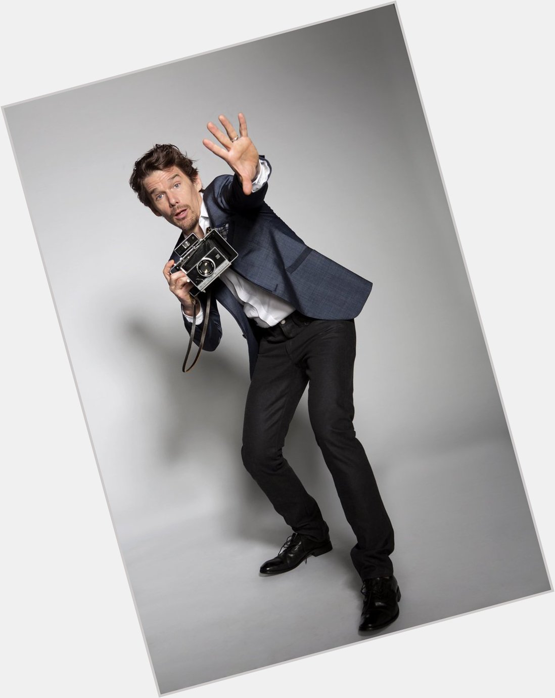 Happy 45th Birthday to today\s über-cool celebrity with an über-cool camera: ETHAN HAWKE 