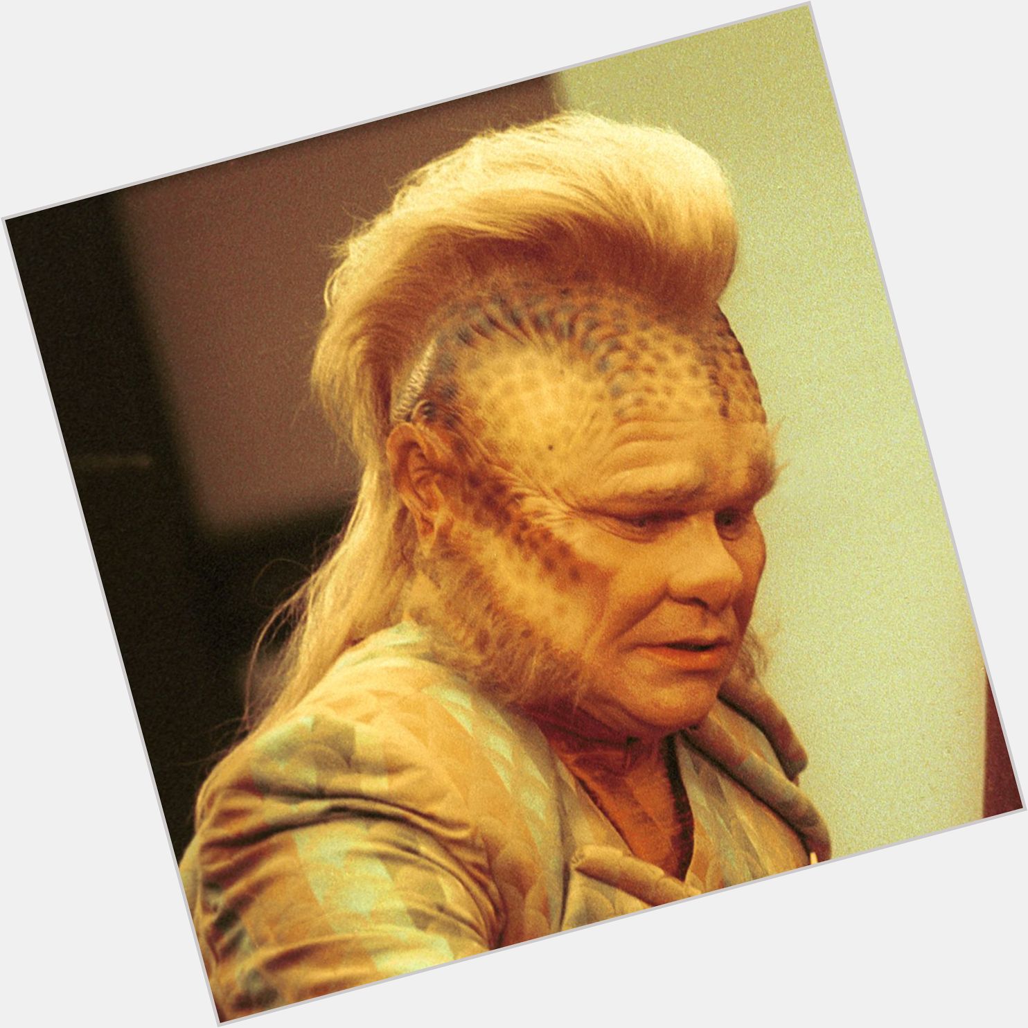 Happy birthday to  Ethan Phillips, better known as Neelix. We hope it\s an amazing day! 
