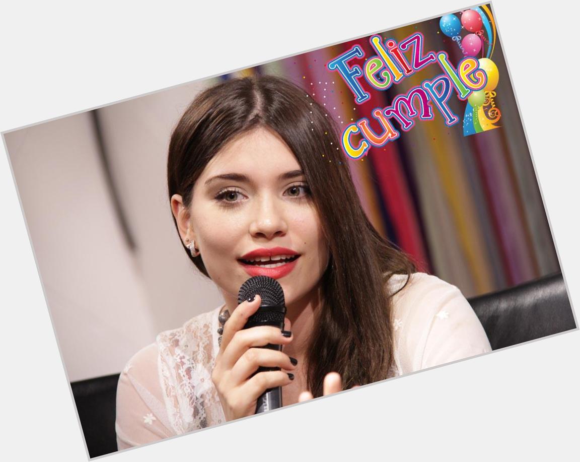 HAPPY BIRTHDAY!! Hoy la diosa de Eva De Dominici cumple 20 años!! Dejale tu saludo acá:  