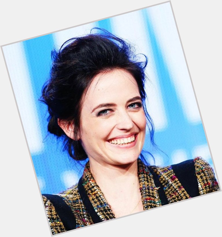 Happy Birthday to the owner of the brightest smile in the world :
Eva Green   