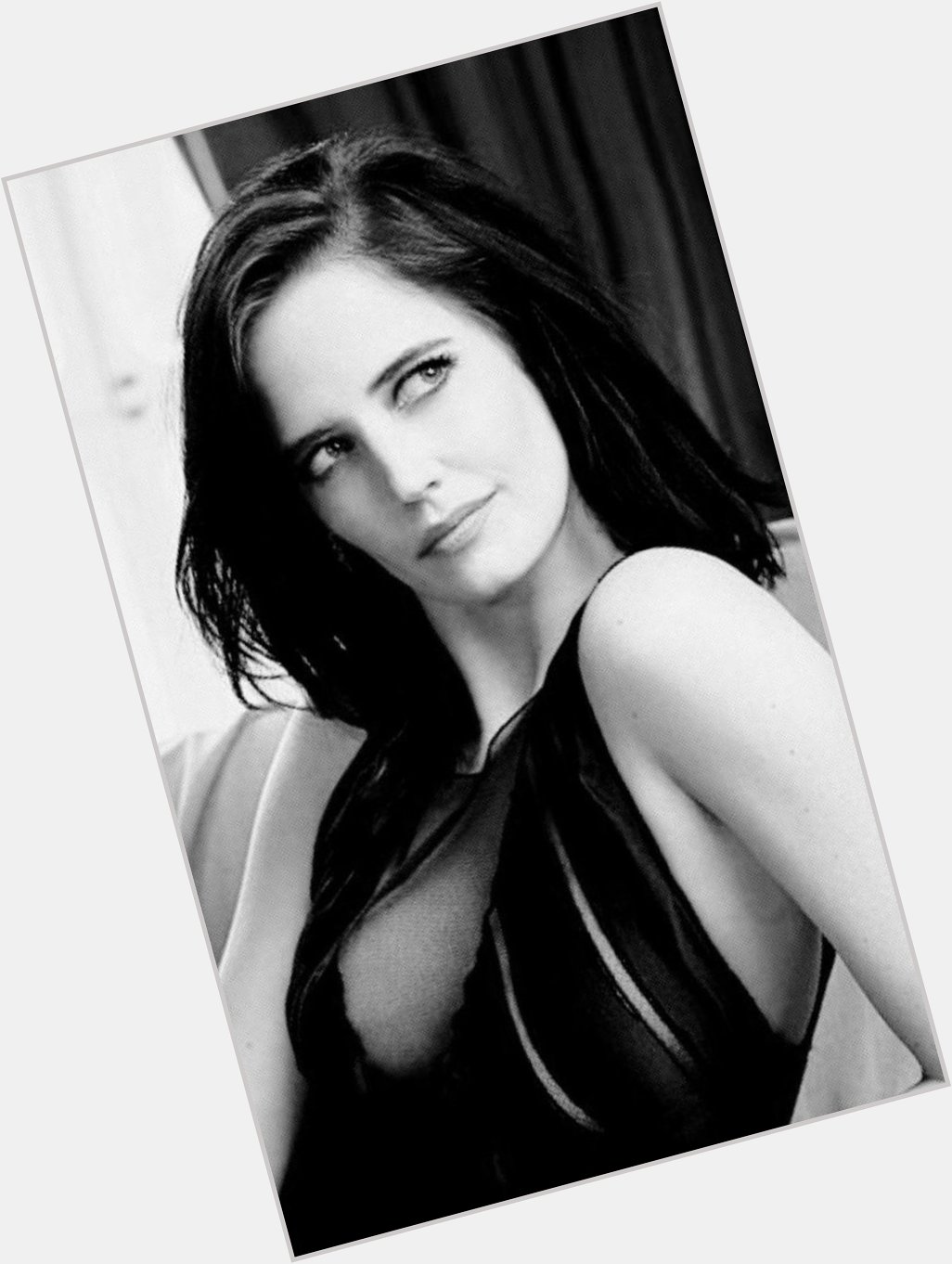 Happy 40th birthday to the one and only Eva Green. 