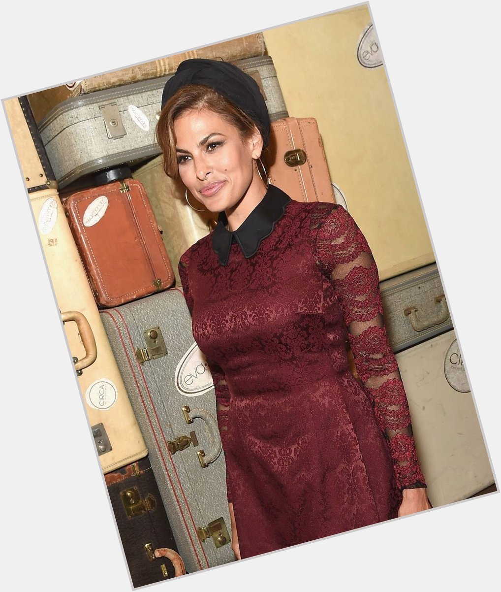 We can\t let this Sunday skip by without wishing Eva Mendes a Happy Birthday! Making Latinas look flawless. 
