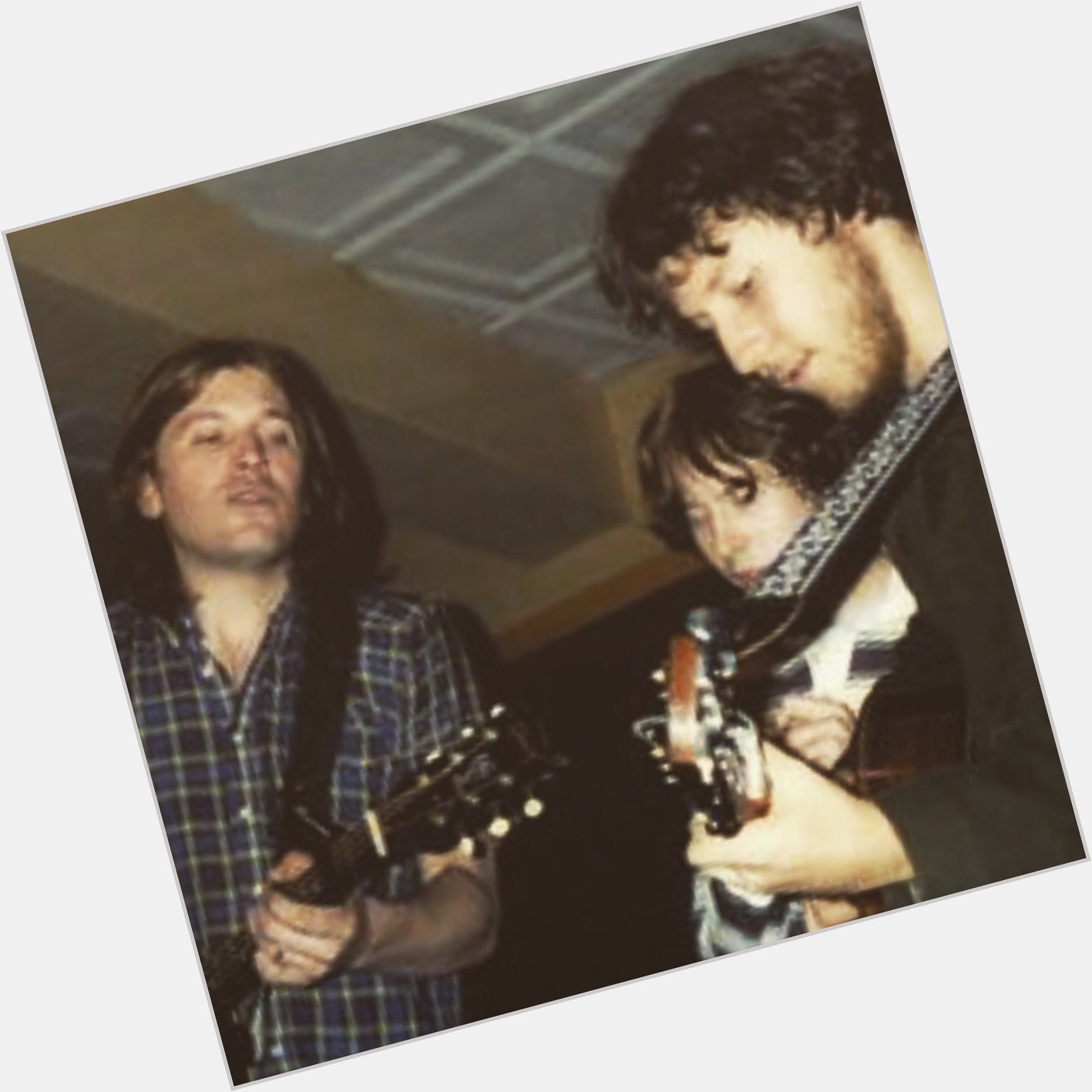 Happy bday Evan Dando! Here s me you and Kweller jamming in Maryland 2001 maybe? 
