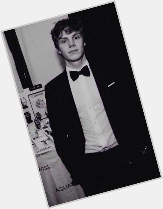 HAPPY BIRTHDAY EVAN PETERS 28 YEARS OLD  