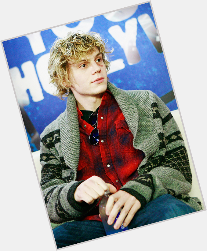 Happy birthday al one and only Evan Peters    