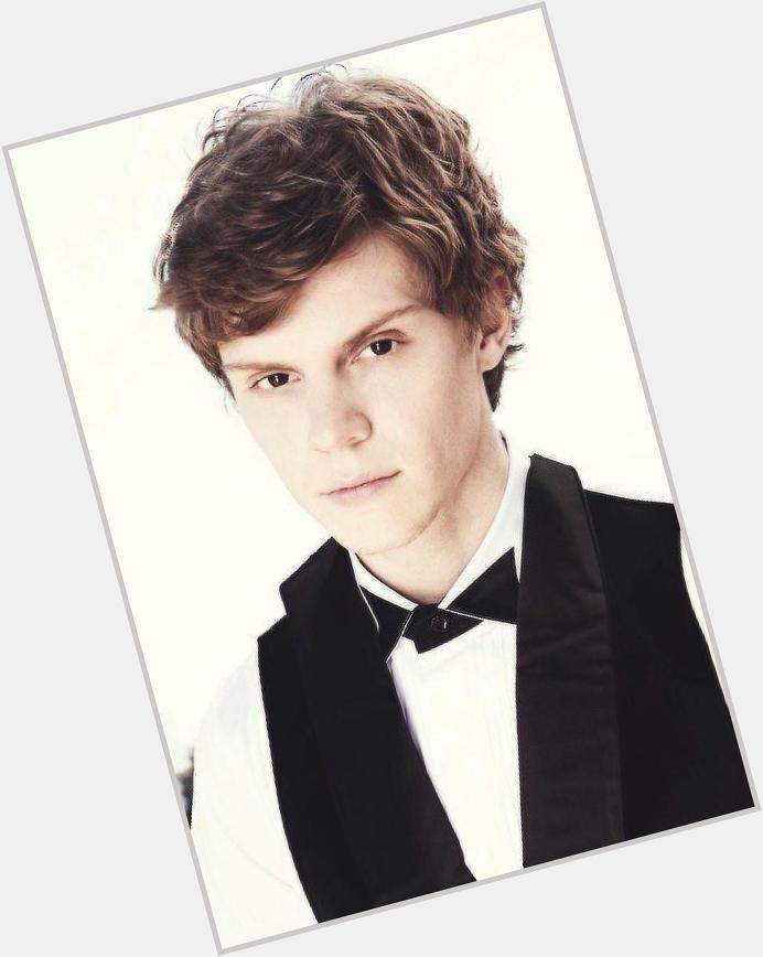 \" and a happy birthday to this stud muffin  Evan Peters 