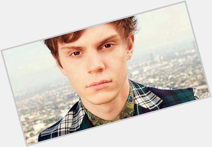 YO HAPPY BIRTHDAY TO MY BOYFRIEND EVAN PETERS I LOVE YOU SO MUCH 