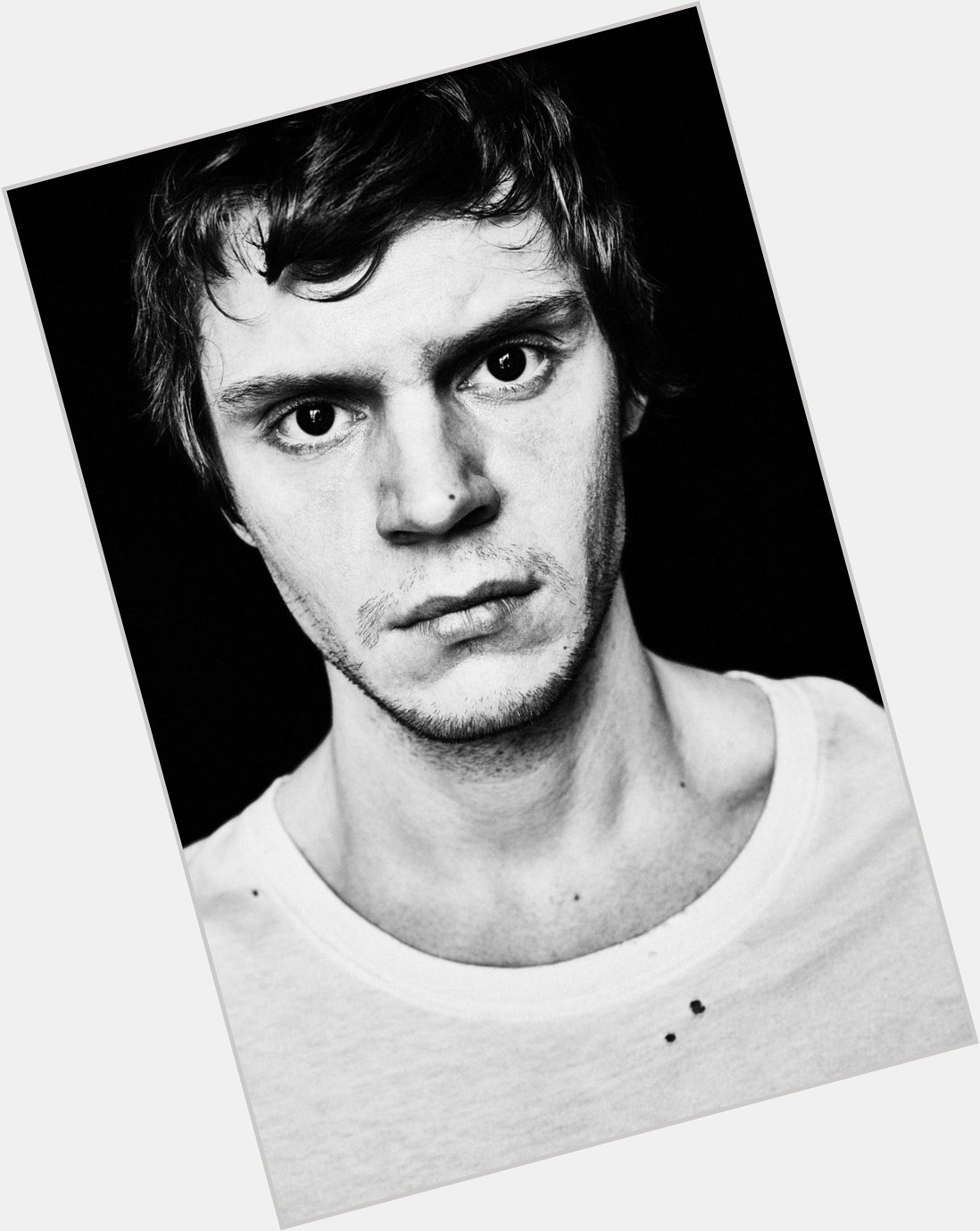 Happy birthday Evan Peters, ily 