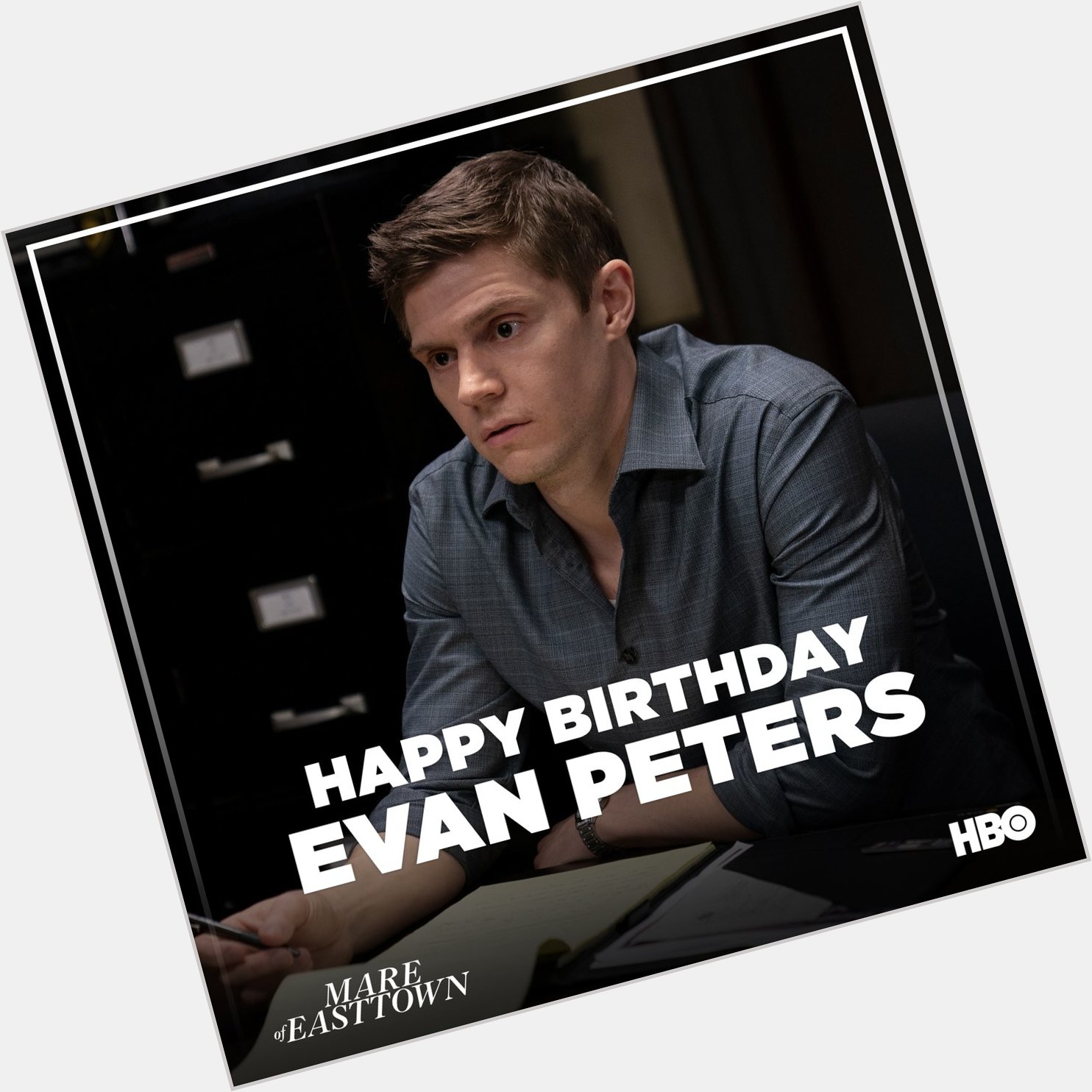 Happy Birthday to Evan Peters REmessage to share the love! 