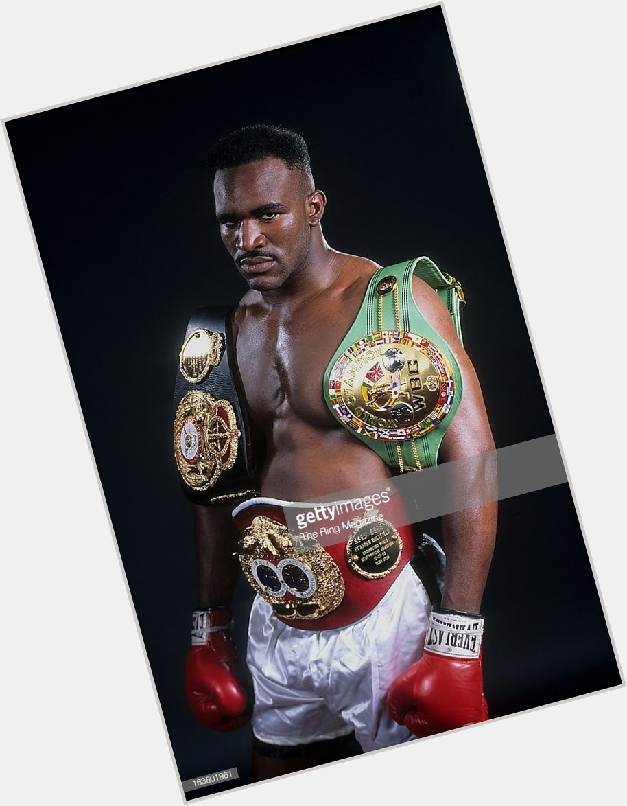 Happy birthday to former world boxing champion, Evander Holyfield, who turns 56 today! 