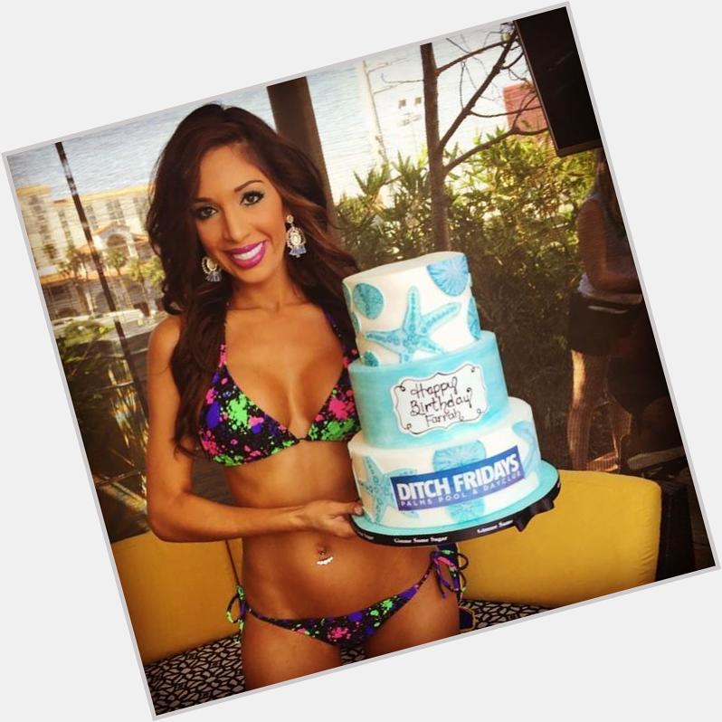   Happy birthday Farrah Abraham! All eyes are on the sexy as she celebrates poo 