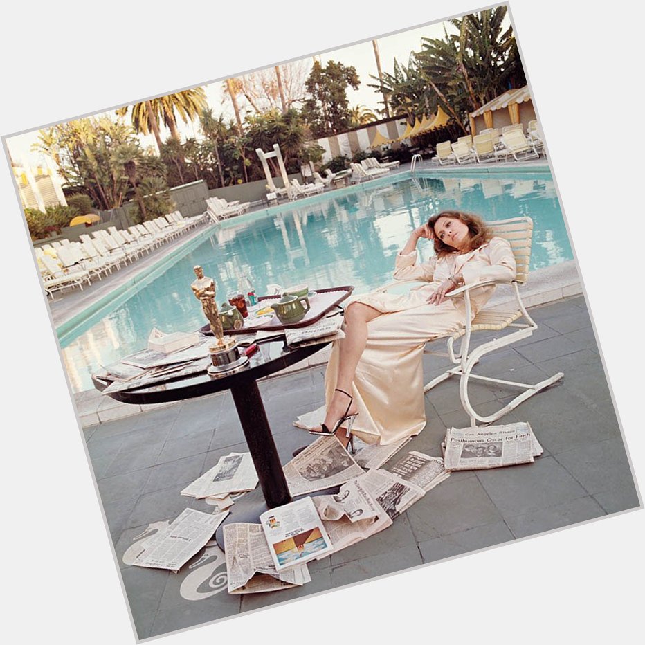 Happy Birthday Faye Dunaway! Here\s one of Terry\s most iconic photos, the morning after Faye\s Oscar win! 