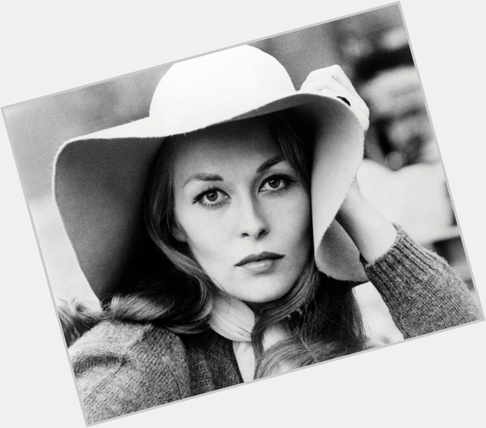 Happy 82nd birthday to the magnificent Faye Dunaway who was born on this day in 1941. 