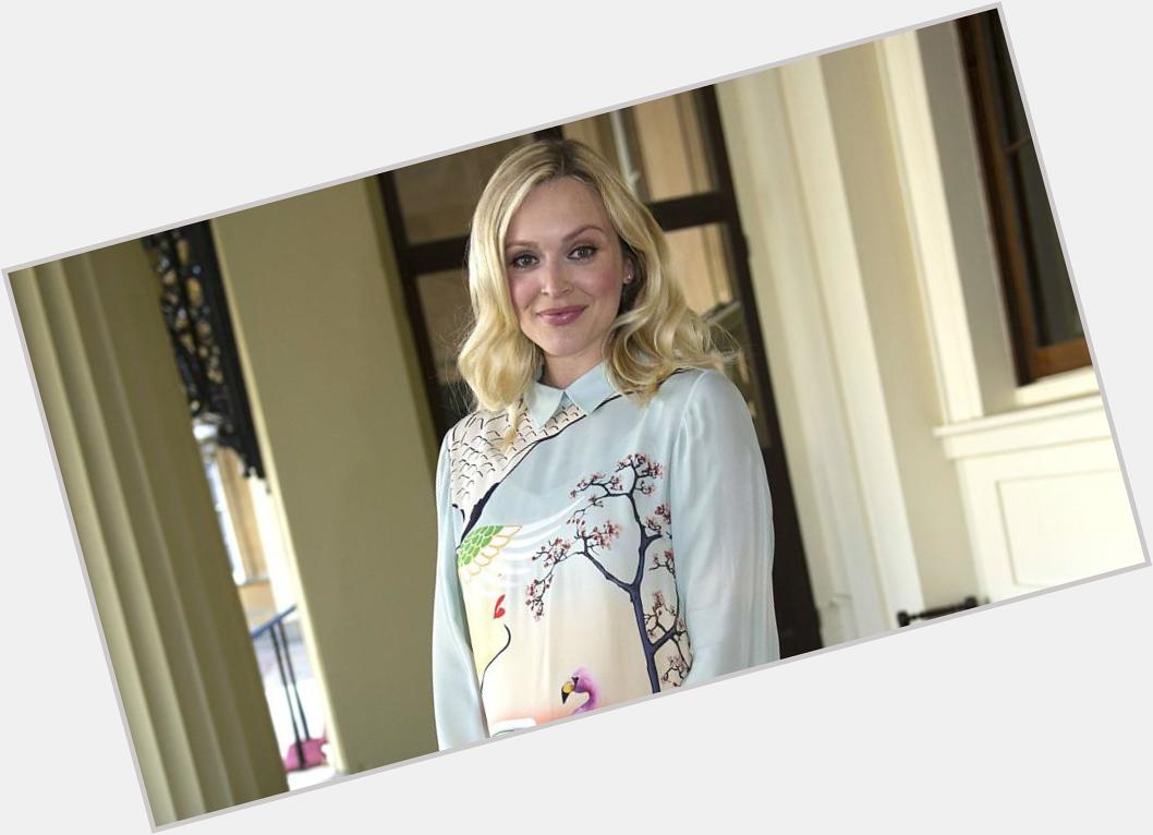   heatworld: Happy birthday Fearne Cotton! Here are some of your hit pregnancy styles to celebrate! 