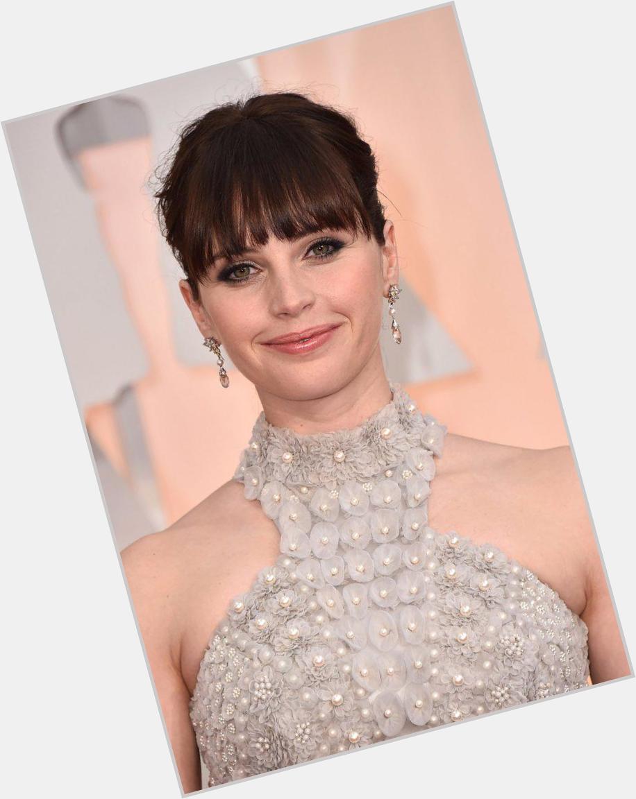 [WOW] Happy 32nd birthday Felicity Jones, can\t wait to see your next movie! :) 