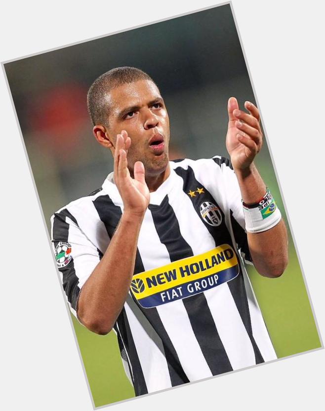 Happy birthday to former Juventus midfielder Felipe Melo, who turns 32 today. record: 78 apps, 4 goals. 