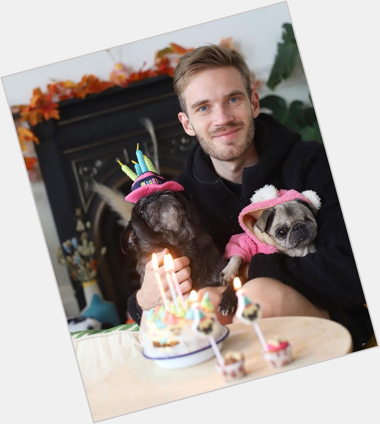 Happy birthday to felix kjellberg!  (and to maya and edgar!) 
thank you for making my days better 