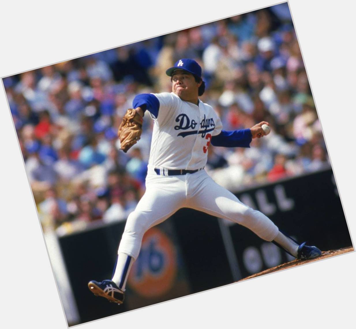 Before it s too late, we want to wish Fernando Valenzuela a very happy birthday!  