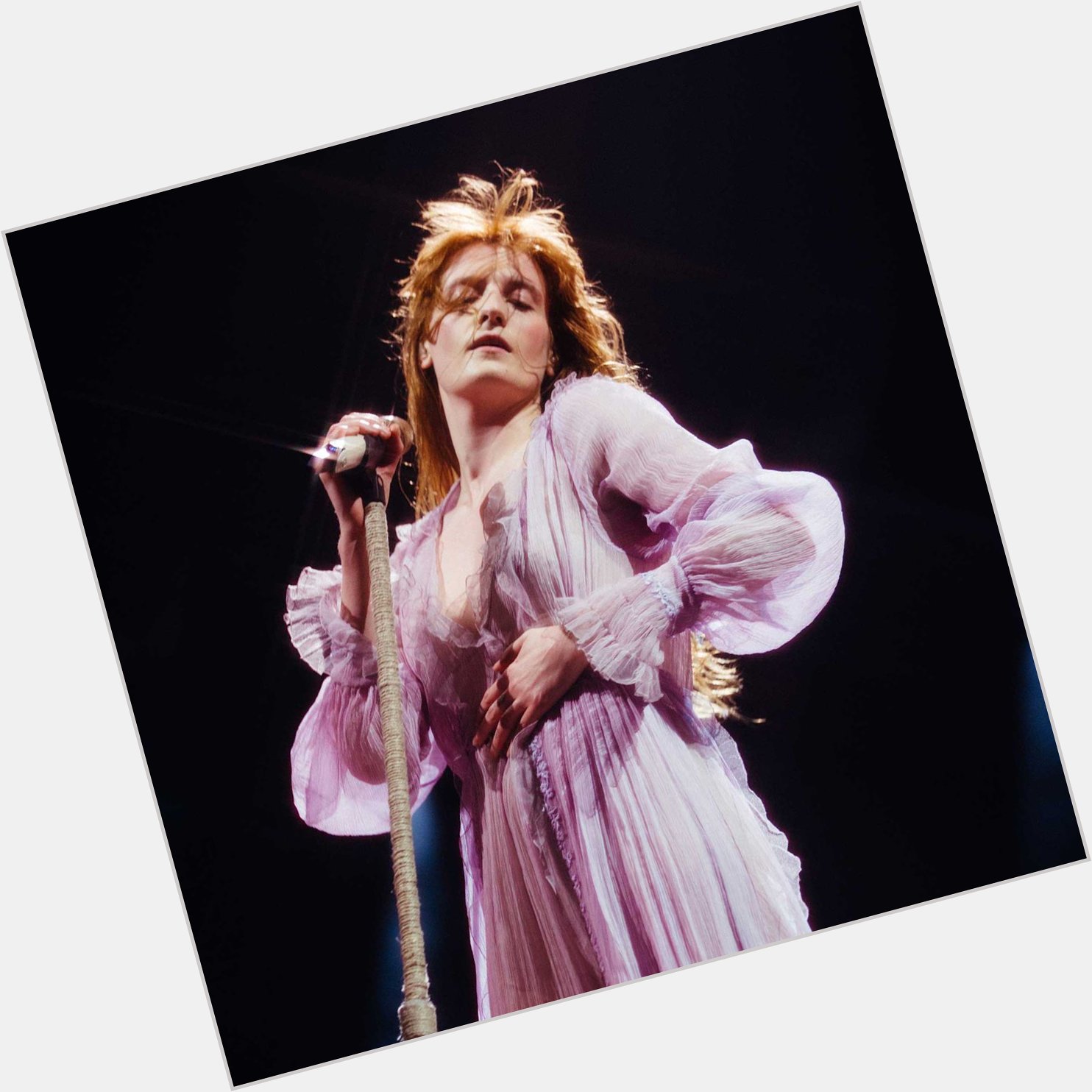 Happy birthday to the goddess of music herself, Florence Welch 