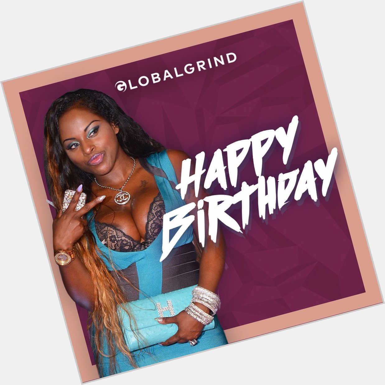 \"Never settle for less, I\m in excess
Not inexpensive VVS,\" Happy Birthday Foxy Brown! 