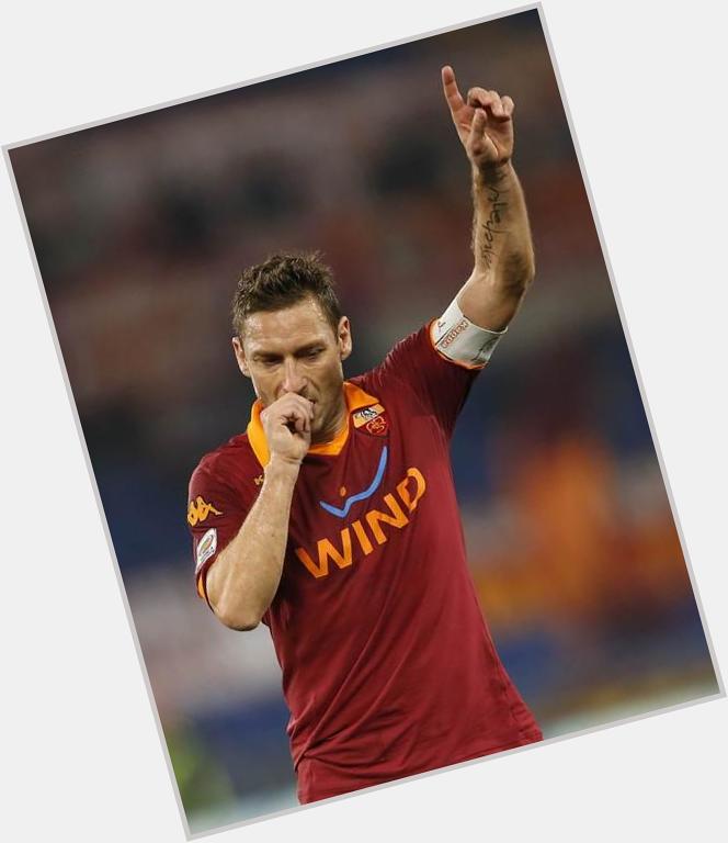 Selamat ulang tahun....happy birthday to our captain Francesco Totti   