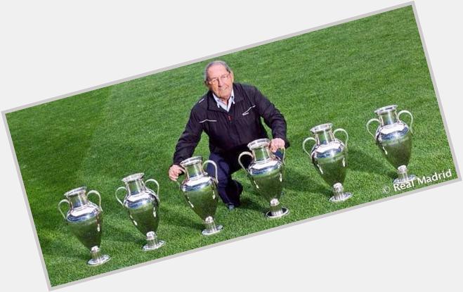 Happy Birthday legenda Real Madrid Francisco Gento, ia berusia 81 tahun hari ini! Ia memenangkan 24 piala dgn Madrid. 