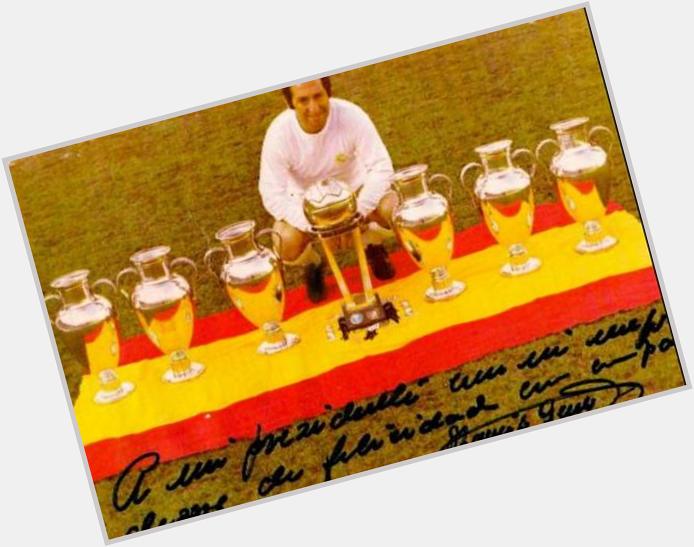 Happy birthday Francisco Gento(81 yrs old)
The only player to win 6 CL, all for Real Madrid 