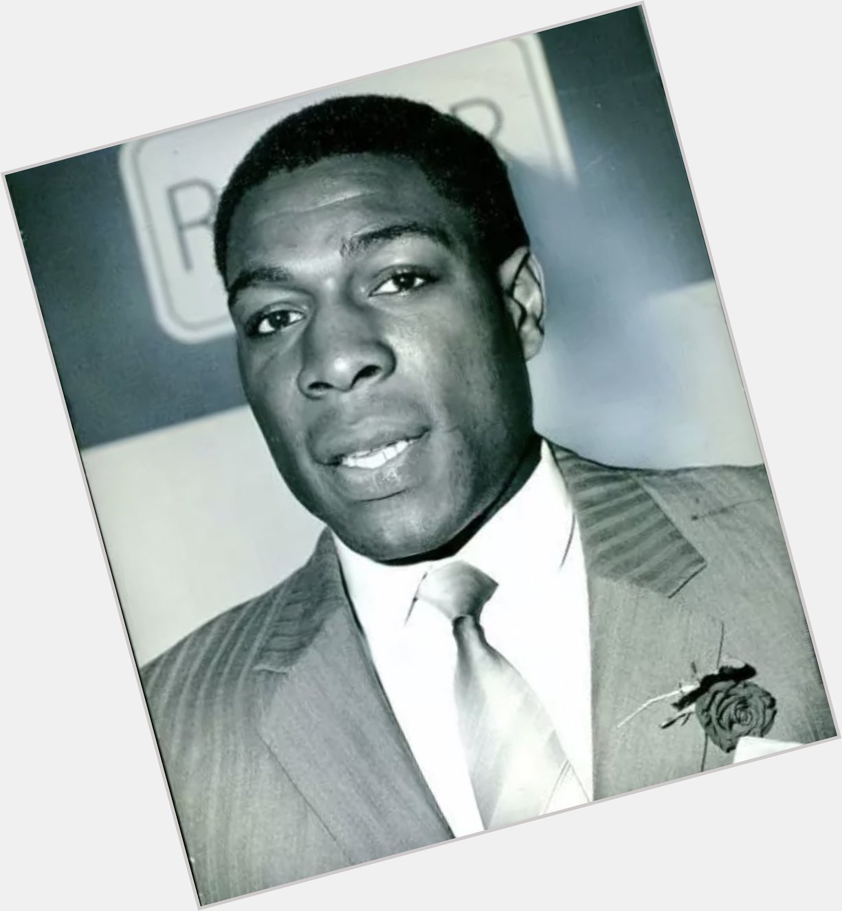 Happy 60th Birthday to our iconic former heavyweight champ Frank Bruno. A true legend of British boxing!!! 