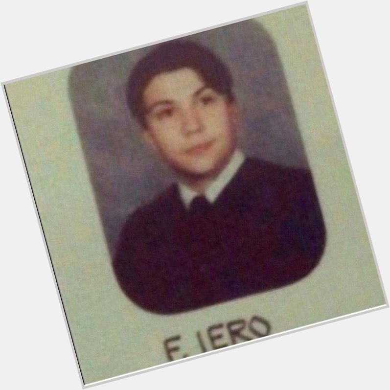 Fetus Frank Iero

(Happy Birthday! x2    ) 