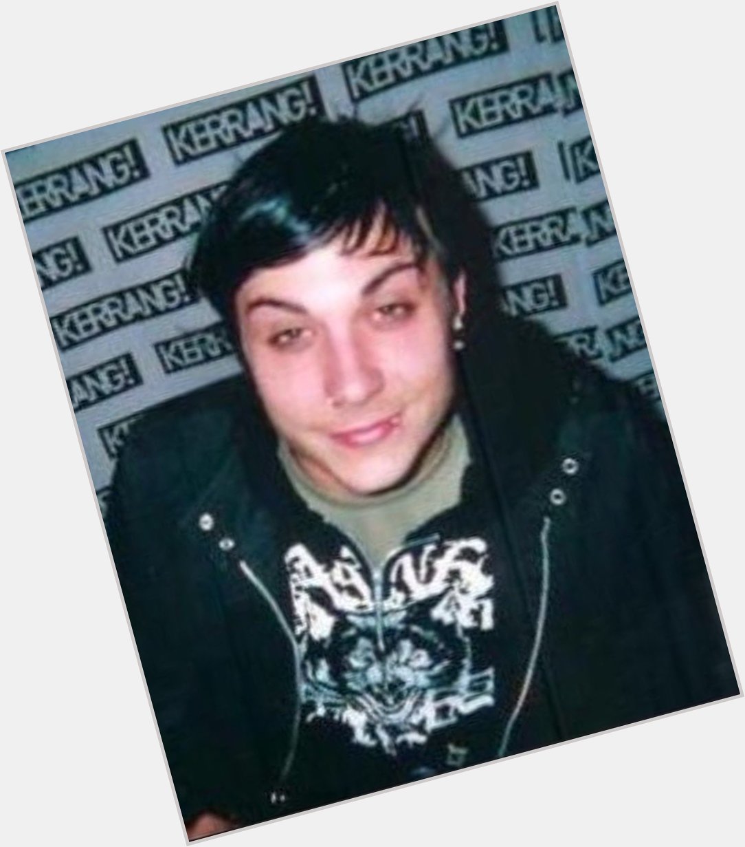 HAPPY BIRTHDAY FRANK IERO HERE S MY FAVE PIC 